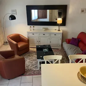 La Maison Des Arènes Appartement